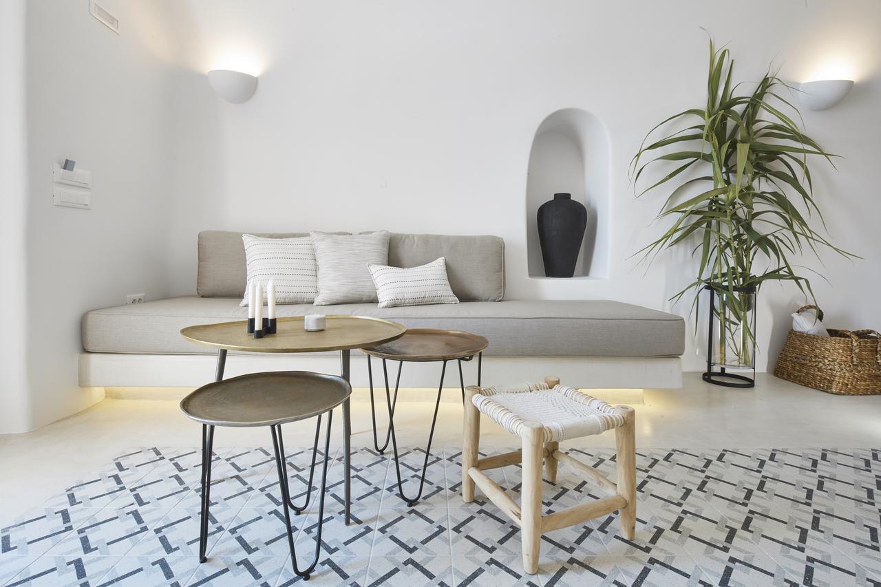 White & Co. La Torre Suites Пиргос Экстерьер фото
